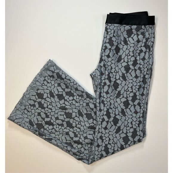 NWOT Alexis Agata Fully Lined Lace Flare Light Blue Navy Trouser Size Medium - Picture 2 of 12